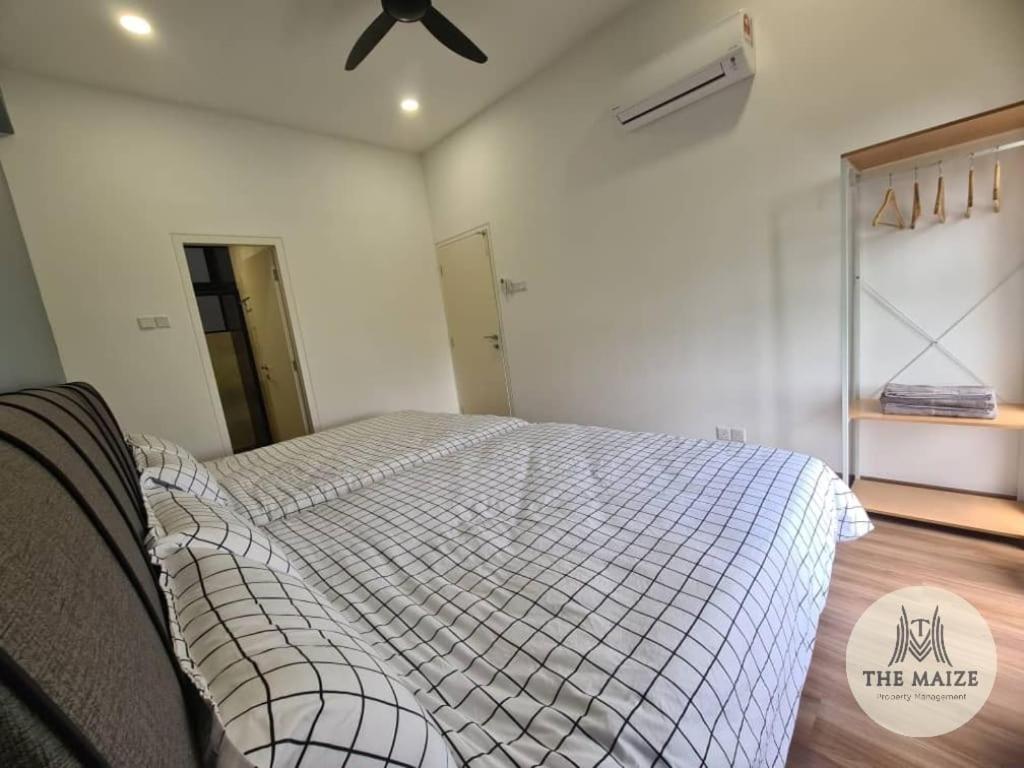 The Cove Hillside - Elegance Parisian Pangsapuri